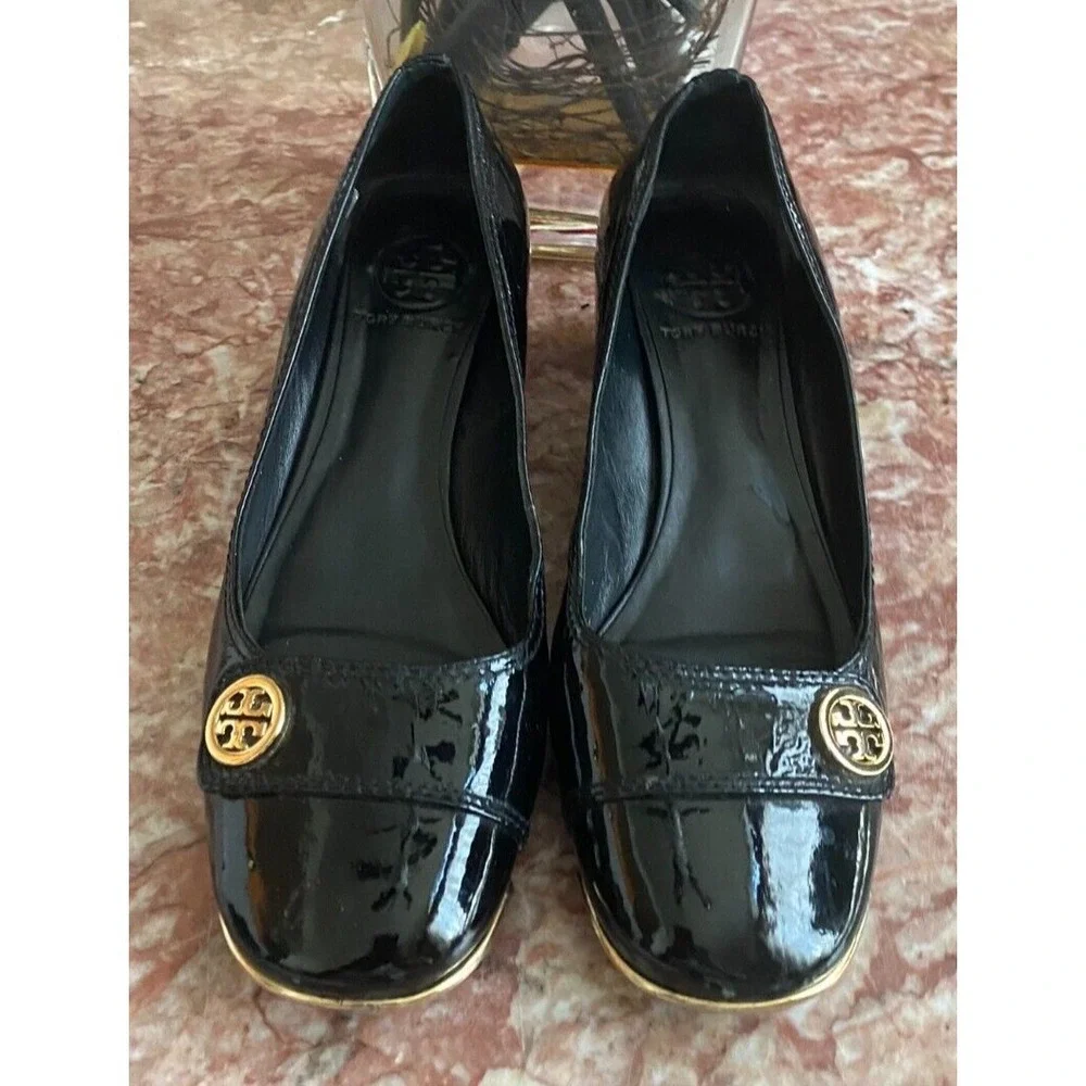 Tory Burch Marion Leather Black Patent Leather Gold Trim‎ Pumps Size 8 EUC, $248